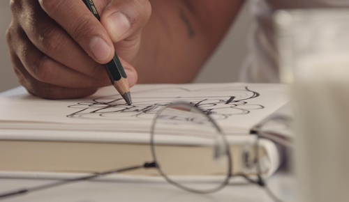 Grafología: descubre en tu escritura un espejo de ti misma